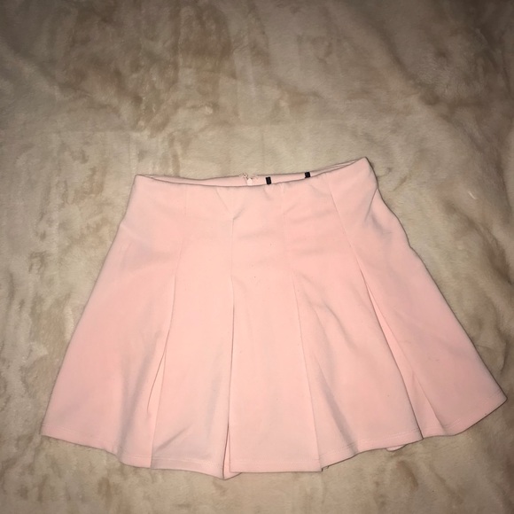Forever 21 Dresses & Skirts - Pastel pink pleated skirt